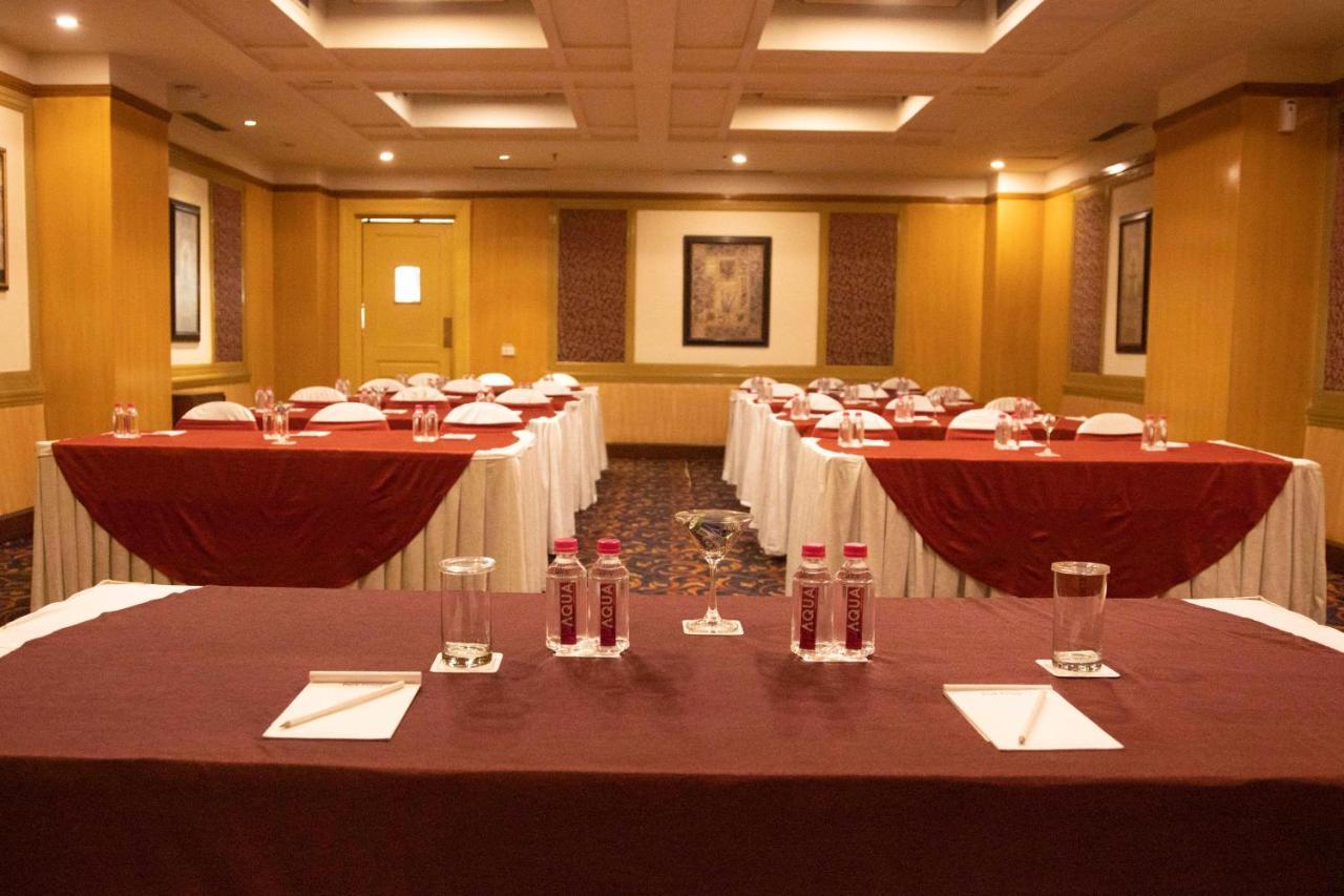 Park Prime Hotel Jaipur Bagian luar foto